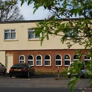 2* Guest house Hillingdon Lodge